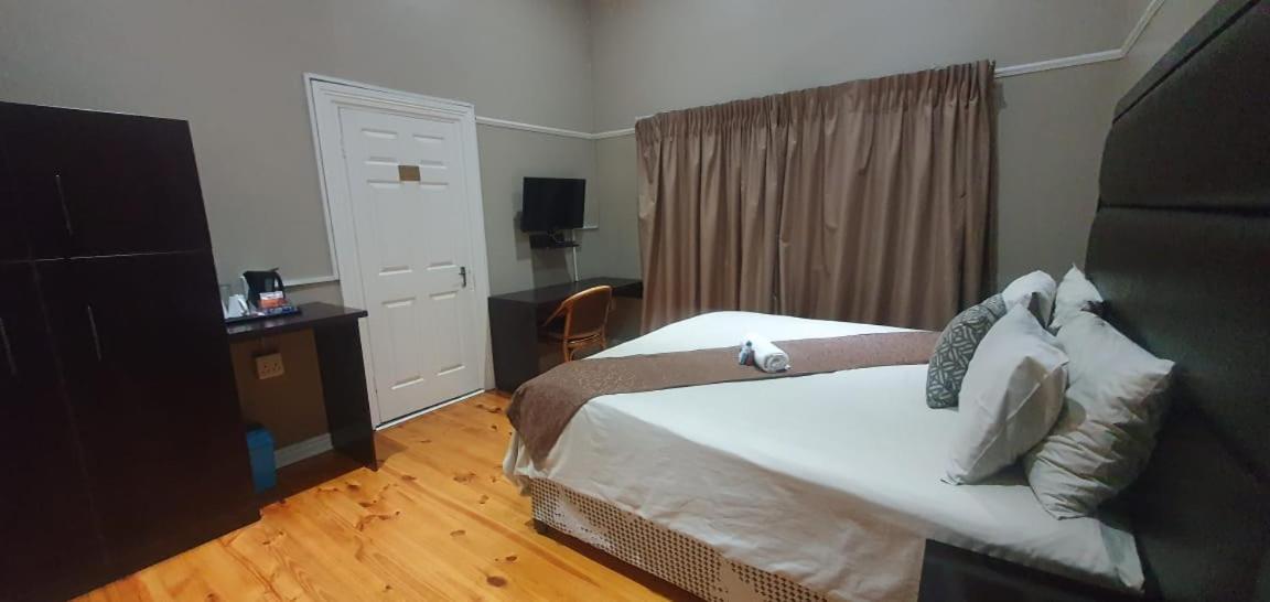 Hemmingways Bed & Breakfast King William's Town Ngoại thất bức ảnh
