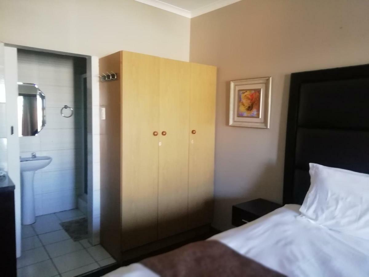 Hemmingways Bed & Breakfast King William's Town Ngoại thất bức ảnh